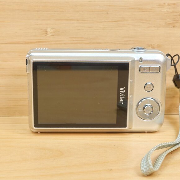 Vivitar ViviCam X327 10.1 mp Digital Camera, 3x optical Zoom - Picture 7 of 7
